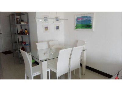 Apartamento en Mansa con parrillero propio