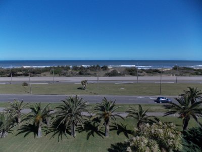 APARTAMENTO FRENTE AL MAR EN SAN RAFAEL