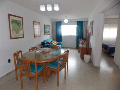 Apartamento en península a mts de Gorlero y calle 20.