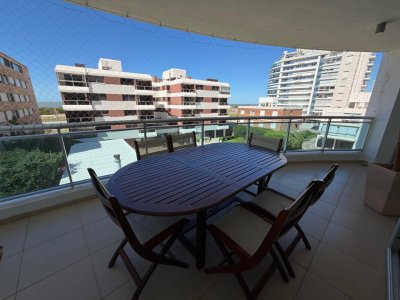 Apartamento en Brava, 3 dormitorios 