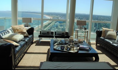 IMPACTANTE DUPLEX en una de las Torre mas premium de Punta del Este.