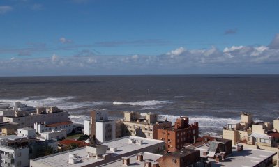 CLÁSICA TORRE EN PENÍNSULA CON VISTA DE TODOS LOS AMBIENTES