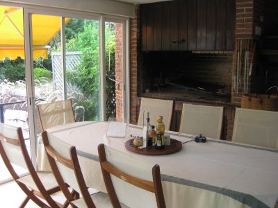 excelente casa en cantegril de 5 dormitorios - cni18188c