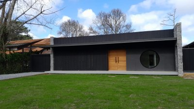 CASA A ESTRENAR EN EL GOLF A 300 metros de LA RAMBLA