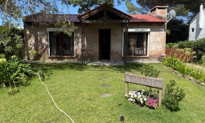 PRECIOSA CASA EN BALNEARIO BS.AS Reciclada