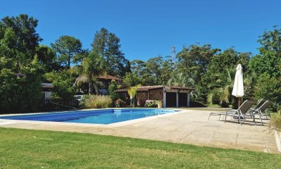 CASA EN PUNTA BALLENA PORTEZUELO
