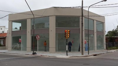 Local con renta en venta en Maldonado ciudad