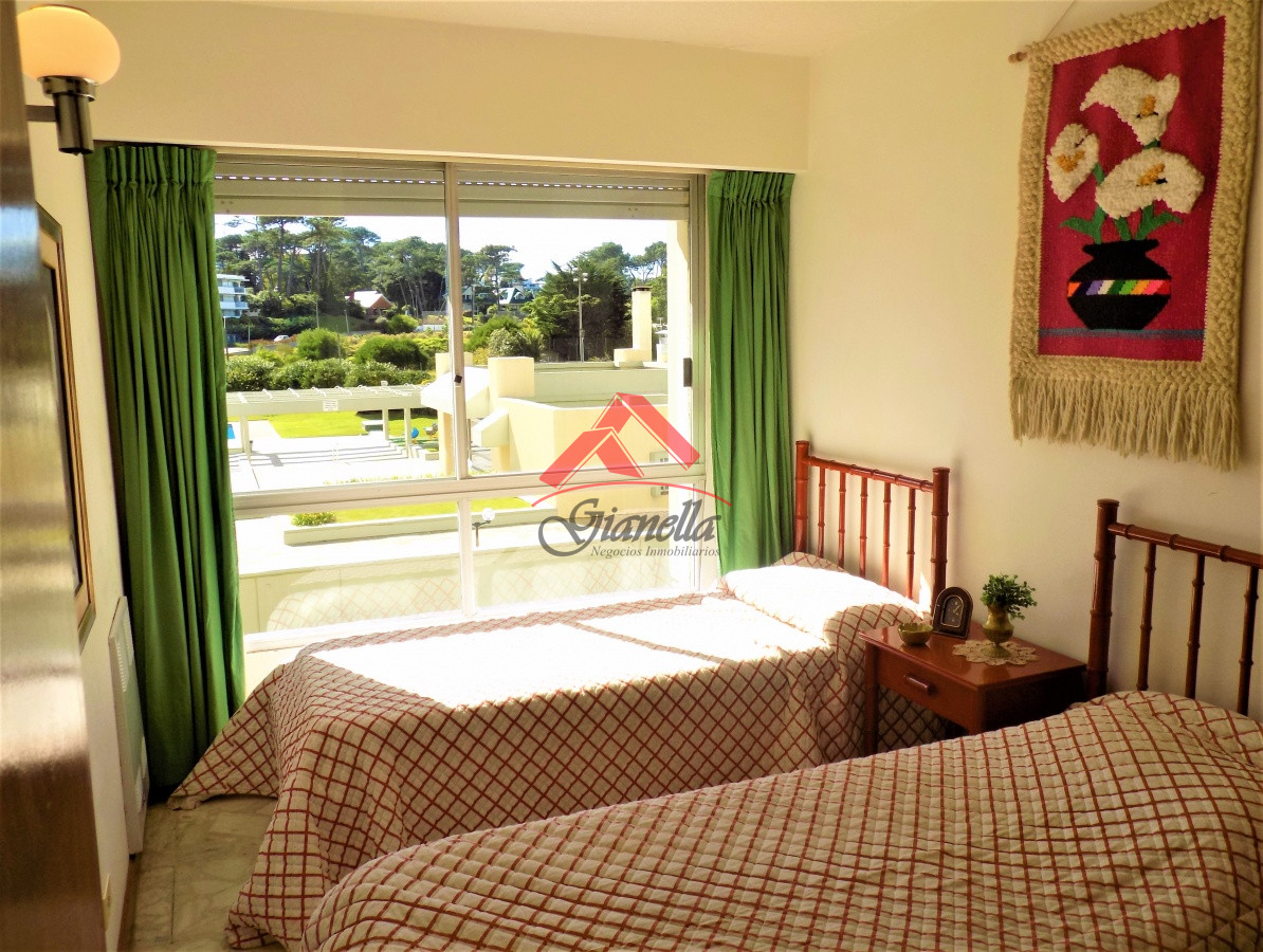 Apartamento ID.2178 - Venta y alquiler INVERNAL Apartamento en zona de playa Mansa - Punta del Este