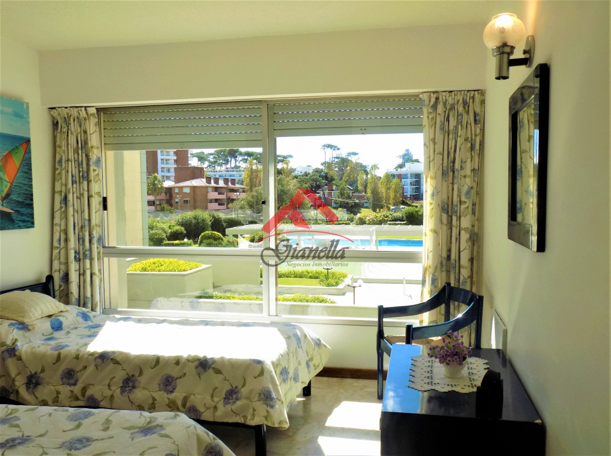 Apartamento ID.2178 - Venta y alquiler INVERNAL Apartamento en zona de playa Mansa - Punta del Este