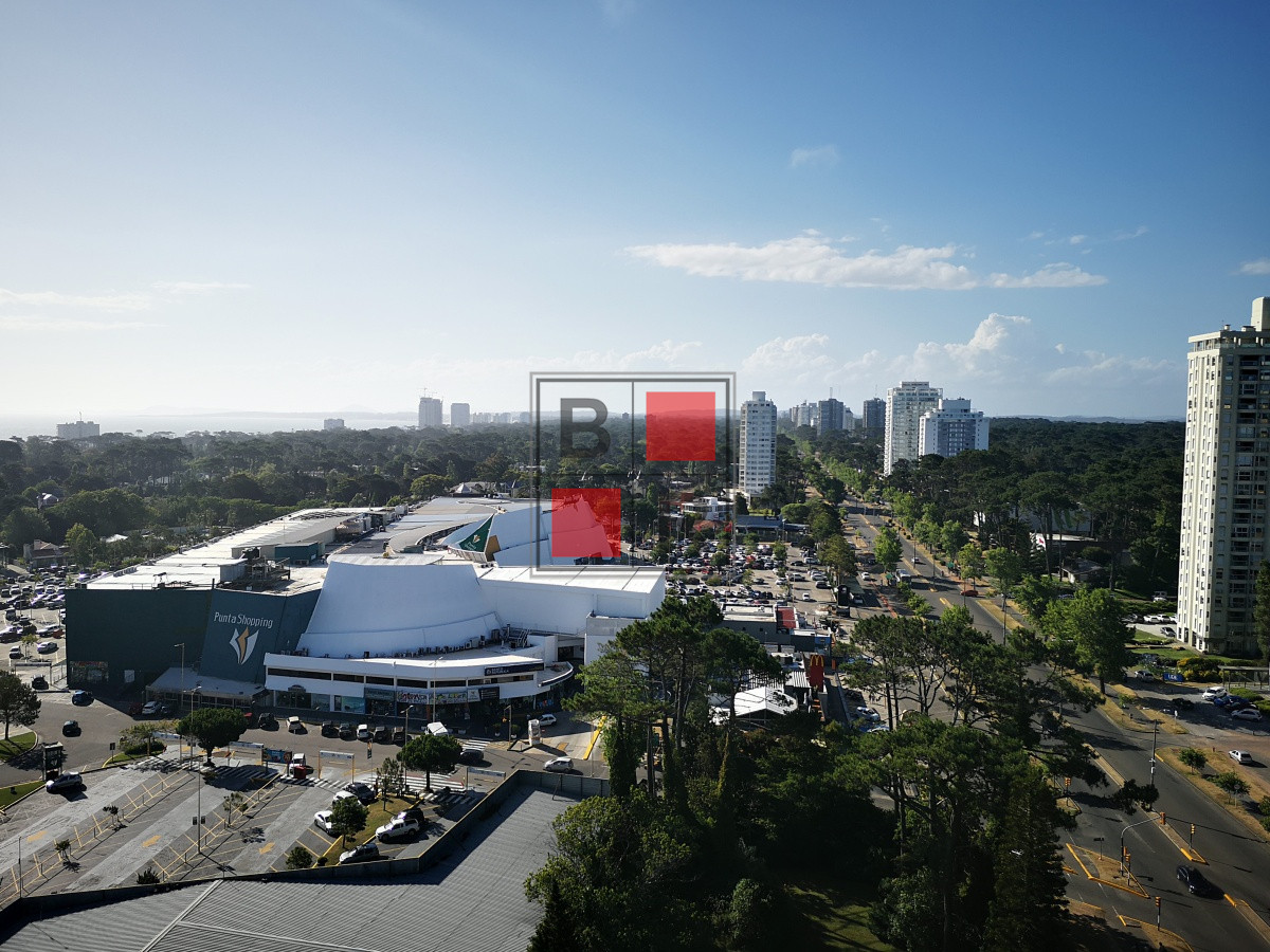 Apartamento ID.1297 - Apartamento en venta en Punta del Este, zona Roosevelt, próximo al Shopping