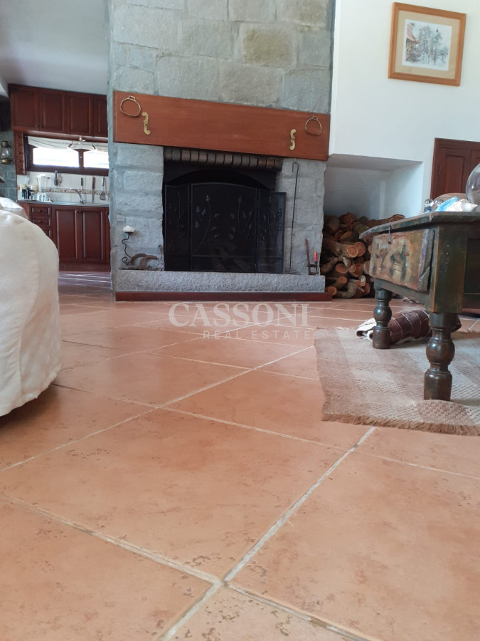 Chacra ID.3582 - Chacra a la Venta en  Uruguay  a 27 km de  Punta del Este, vivienda con piscina climatizada, huerta, frutales