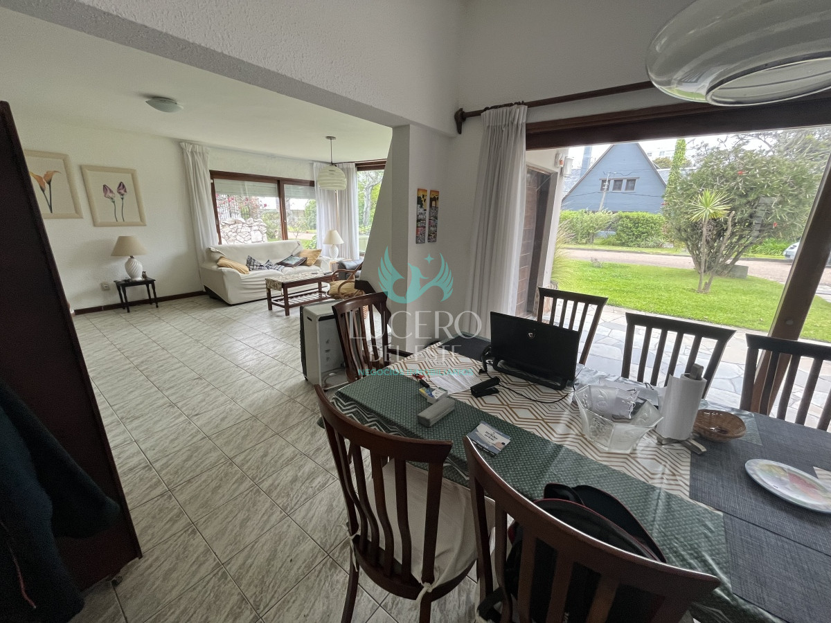 Casa ID.1397 - Venta de Casa en Punta del Este, Mansa 