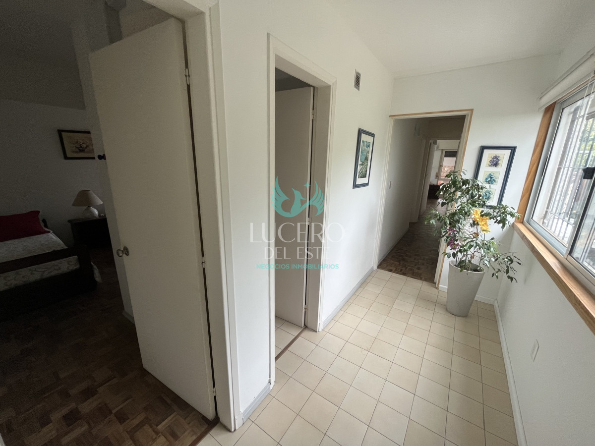 Casa ID.1397 - Venta de Casa en Punta del Este, Mansa 