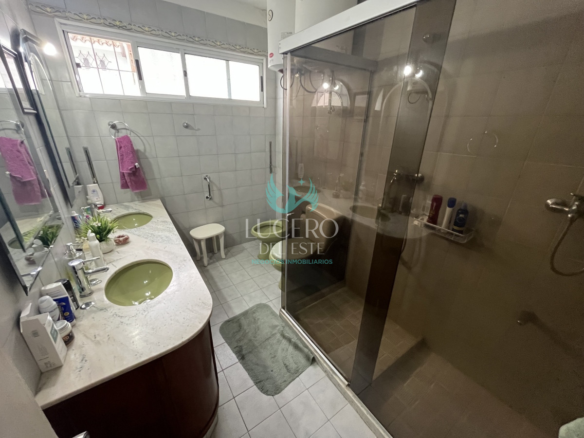 Casa ID.1397 - Venta de Casa en Punta del Este, Mansa 