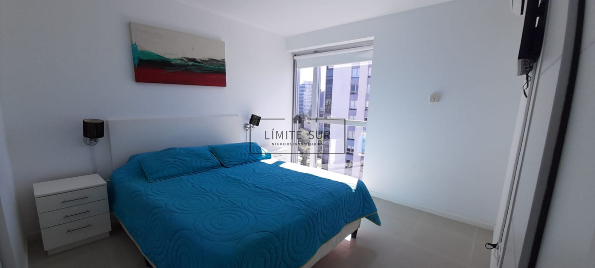 Apartamento ID.114 - Apartamento de 2 dormitorios en Punta del Este, zona playa brava - Piso alto - Pisicina