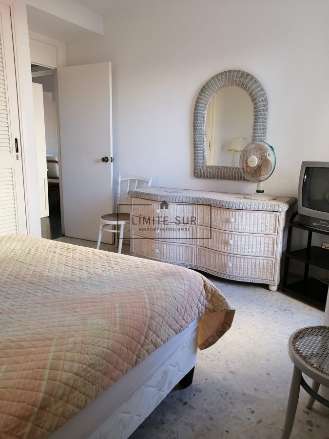 Apartamento ID.160 - Apartamento en venta y alquiler en Península, Punta del Este