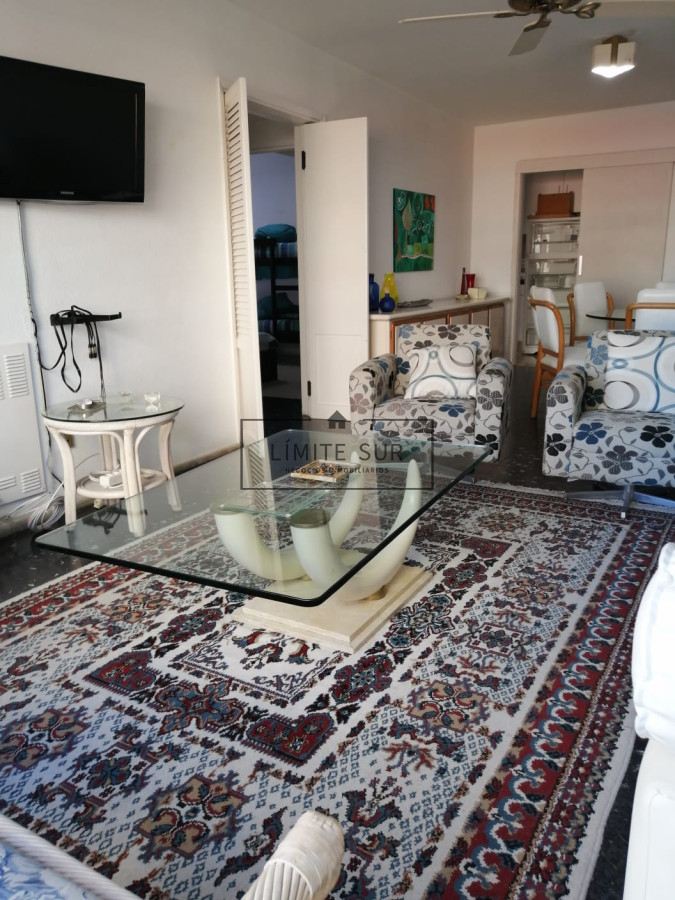 Apartamento ID.160 - Apartamento en venta y alquiler en Península, Punta del Este