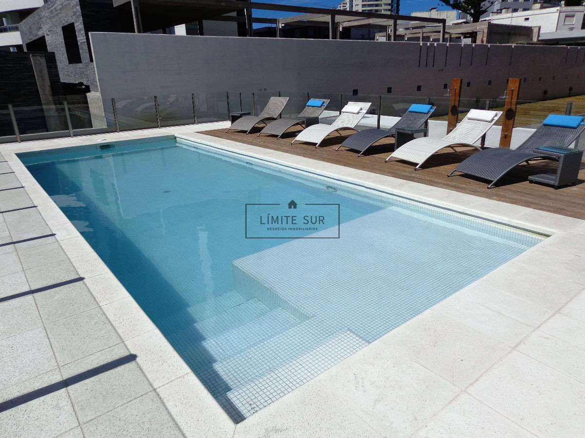 Apartamento ID.114 - Apartamento de 2 dormitorios en Punta del Este, zona playa brava - Piso alto - Pisicina