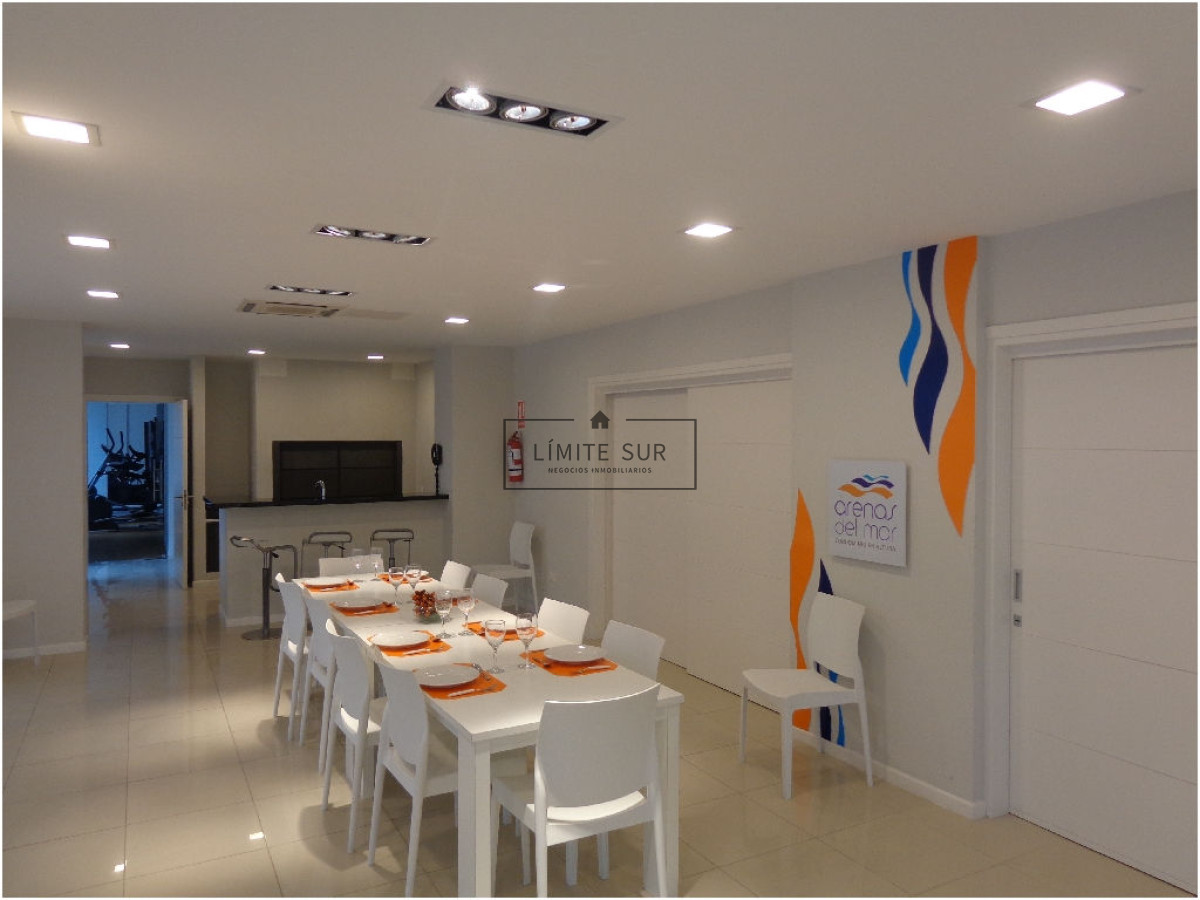 Apartamento ID.114 - Apartamento de 2 dormitorios en Punta del Este, zona playa brava - Piso alto - Pisicina