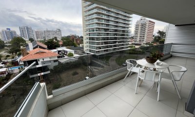 Apartamento en venta y alquiler, Playa Brava - Punta del Este