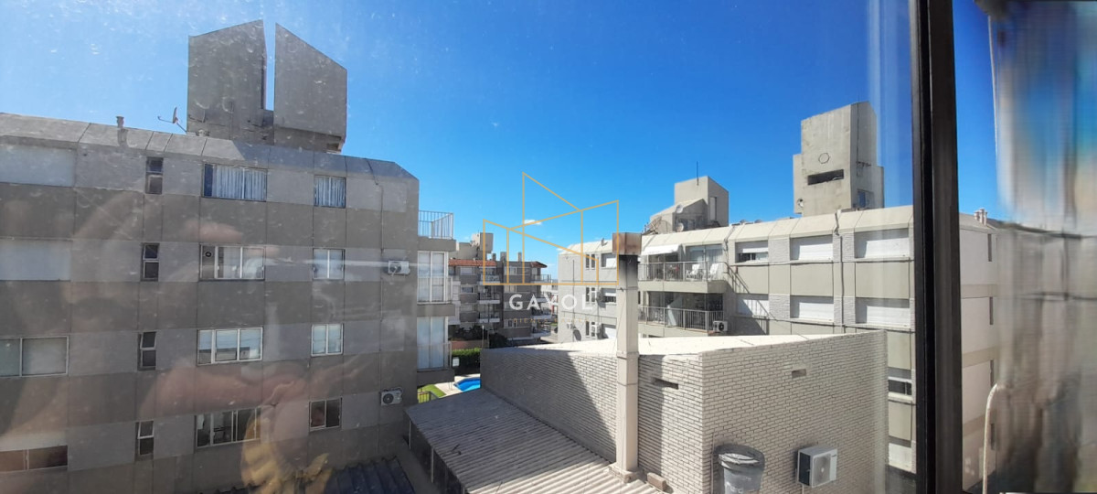 Apartamento ID.695 - Venta de apartamento en Península, Punta del Este, 1 dormitorio 
