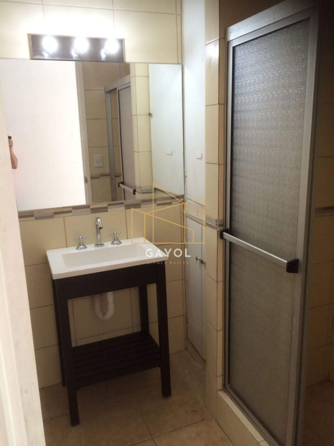 Apartamento ID.606 - Venta de Apartamento en Punta del Este, Península, bajos gastos