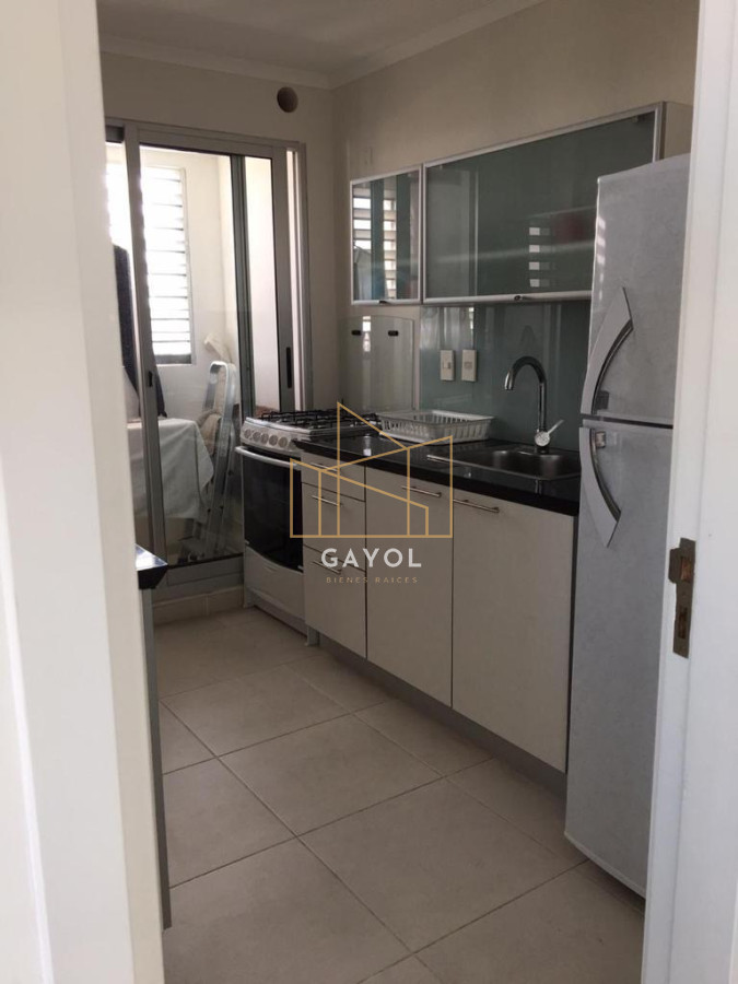 Apartamento ID.77 - Apartamento de 2 dormitorios en venta y alquiler de temporada en Punta del Este, zona Roosevelt