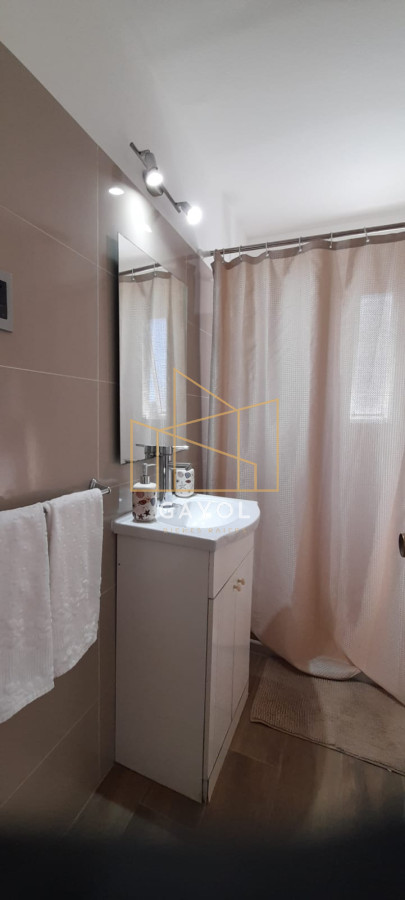 Apartamento ID.695 - Venta de apartamento en Península, Punta del Este, 1 dormitorio 
