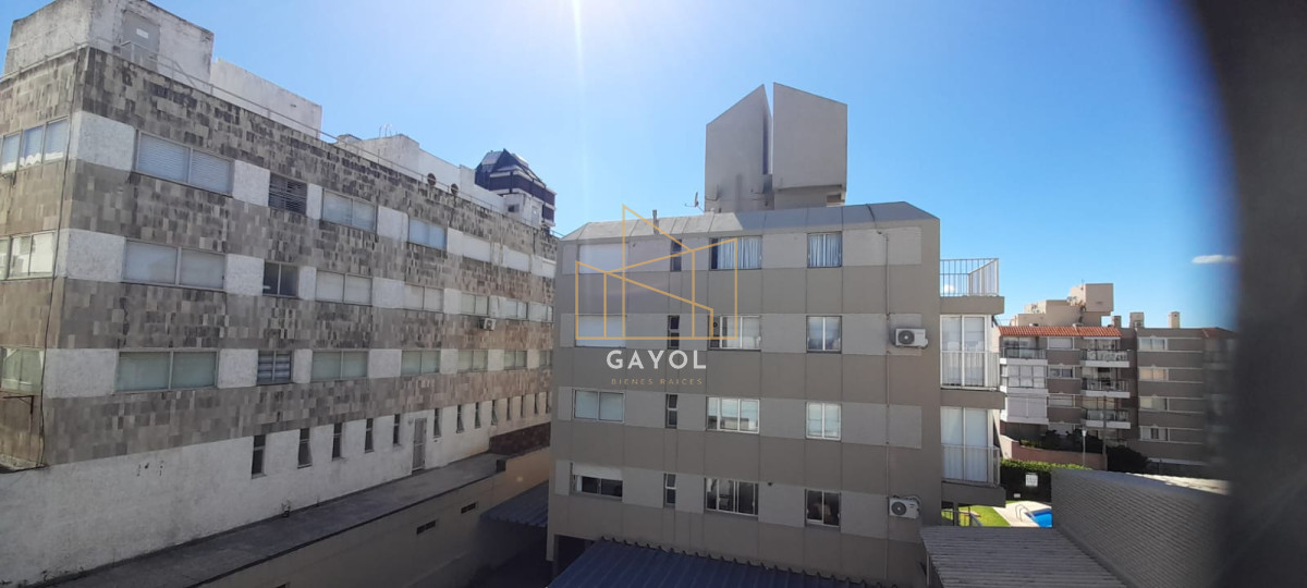 Apartamento ID.695 - Venta de apartamento en Península, Punta del Este, 1 dormitorio 