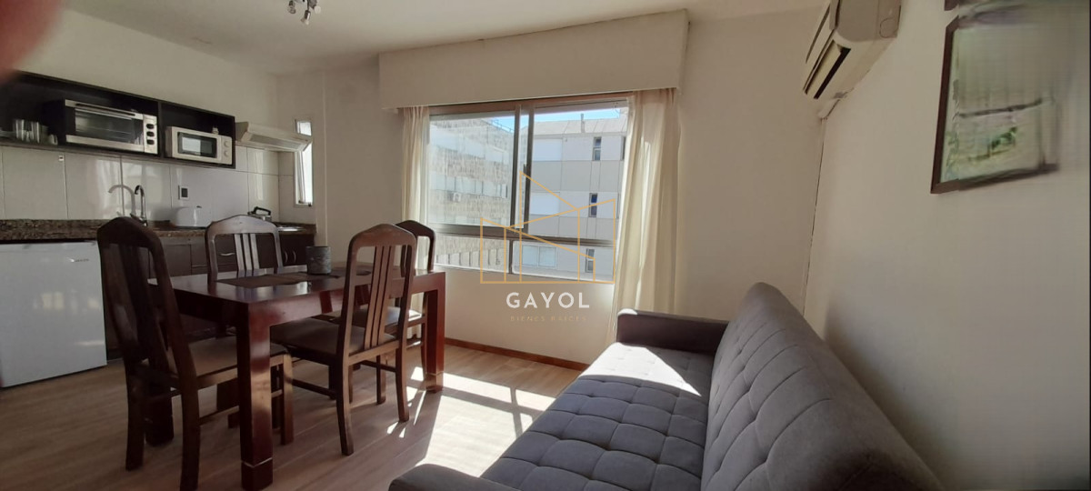 Apartamento ID.695 - Venta de apartamento en Península, Punta del Este, 1 dormitorio 