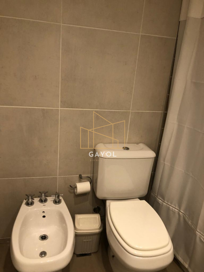 Apartamento ID.77 - Apartamento de 2 dormitorios en venta y alquiler de temporada en Punta del Este, zona Roosevelt