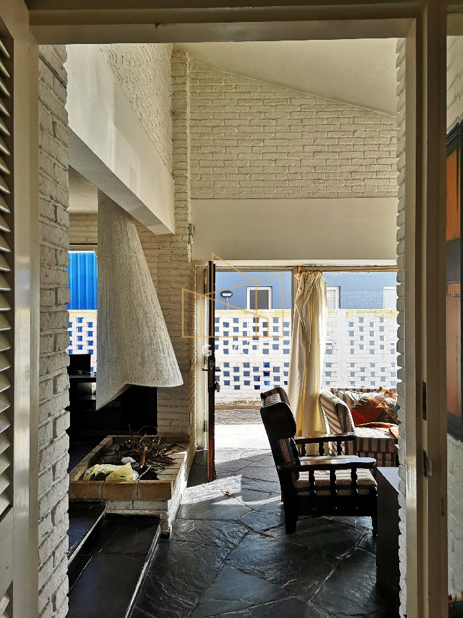 Casa ID.637 - Casa en Alquiler ANUAL en Punta del Este, Roosevelt