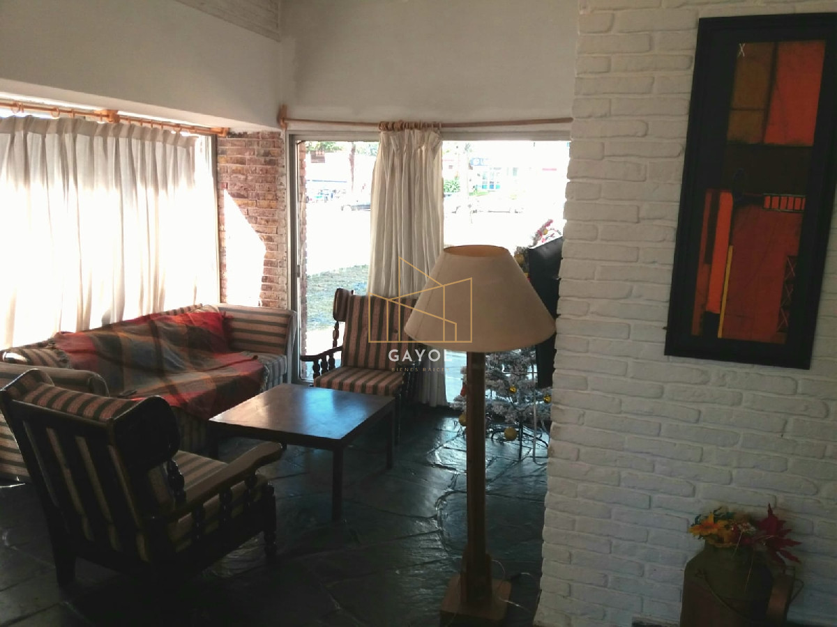 Casa ID.637 - Casa en Alquiler ANUAL en Punta del Este, Roosevelt