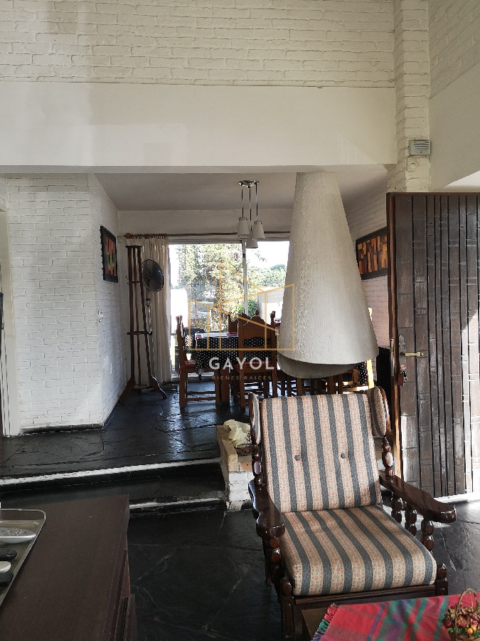 Casa ID.637 - Casa en Alquiler ANUAL en Punta del Este, Roosevelt