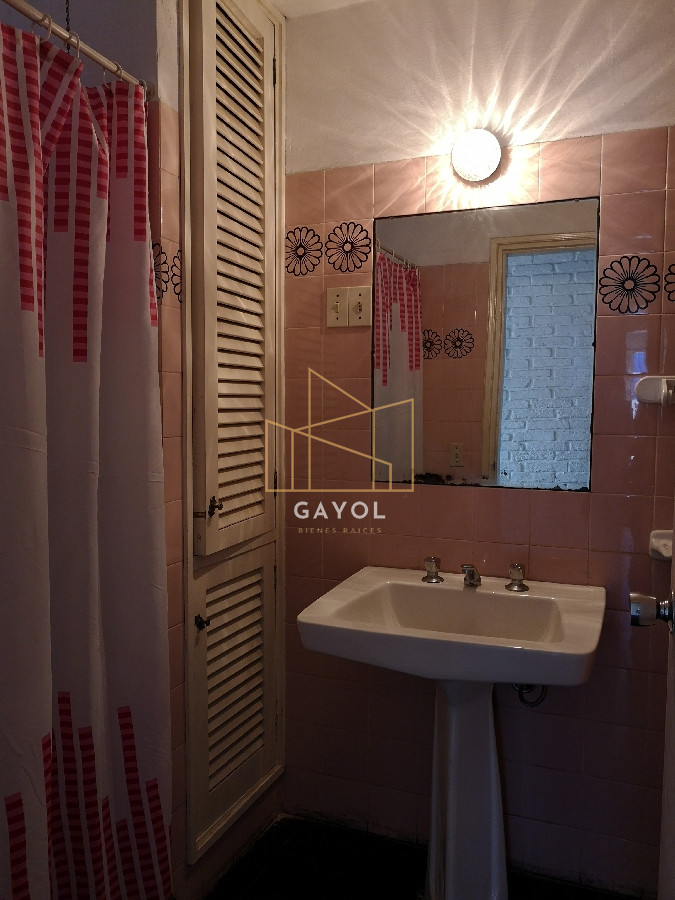 Casa ID.637 - Casa en Alquiler ANUAL en Punta del Este, Roosevelt