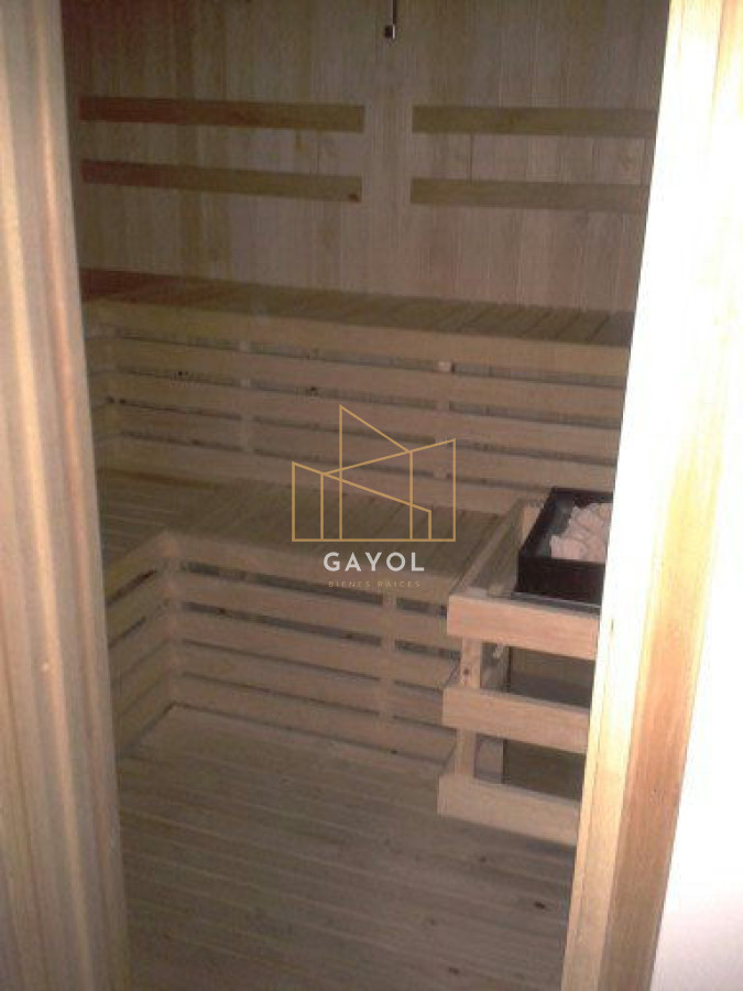 Apartamento ID.77 - Apartamento de 2 dormitorios en venta y alquiler de temporada en Punta del Este, zona Roosevelt