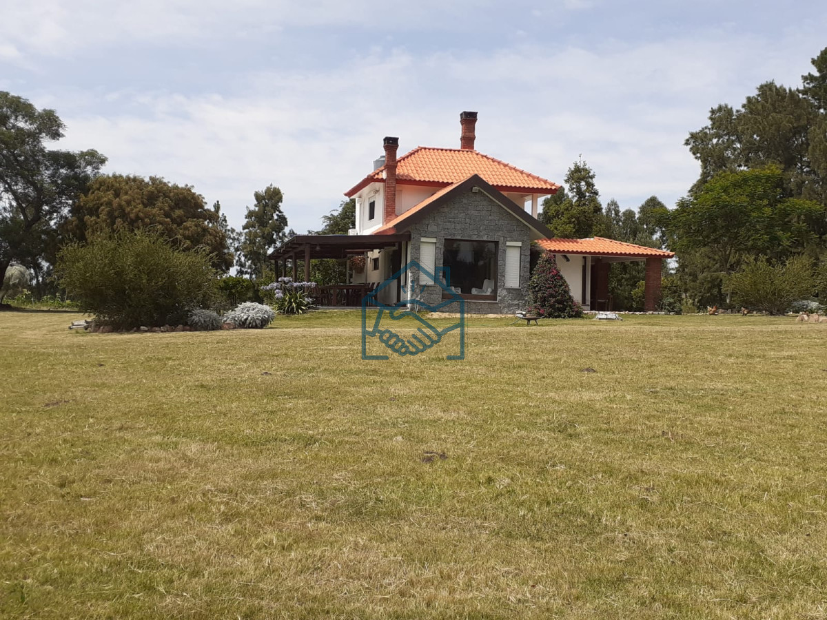 Chacra ID.556/Chacra-a-la-Venta-en--Uruguay--a-27-km-de--Punta-del-Este,-vivienda-con-piscina-climatizada,-huerta,-frutales - Chacra a la Venta en  Uruguay  a 27 km de  Punta del Este, vivienda con piscina climatizada, huerta, frutales
