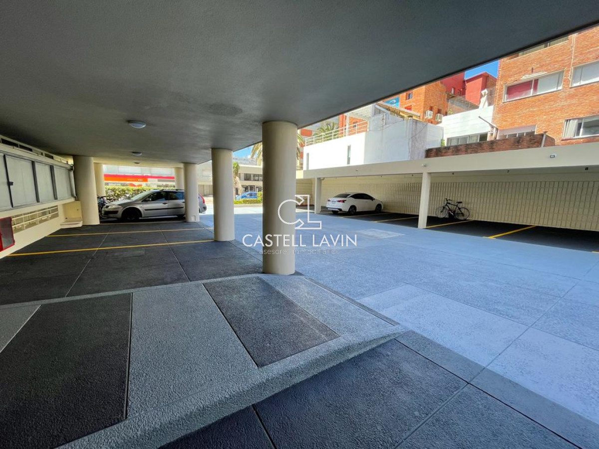 Apartamento ID.314 - Apartamento en venta y alquiler en Península, Punta del Este