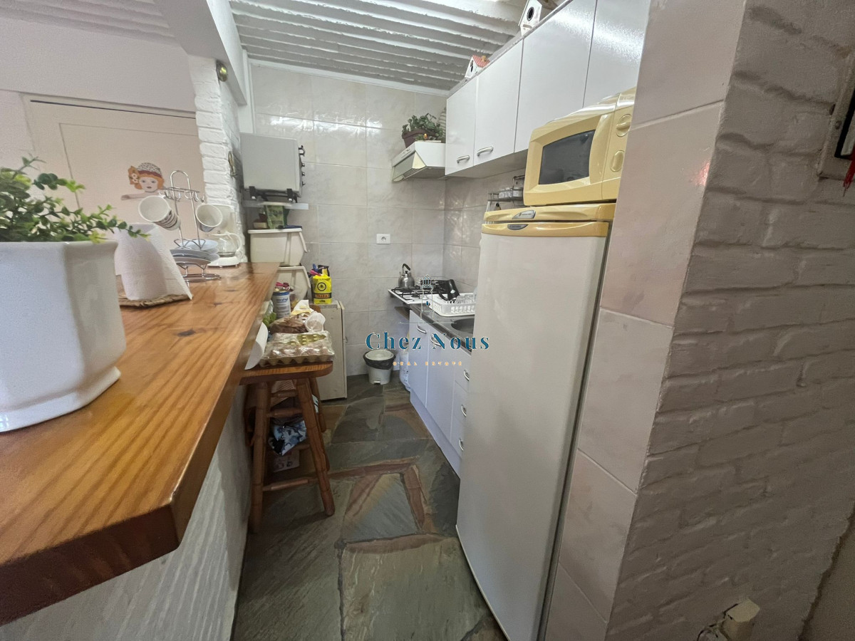 Apartamento ID.673 - Venta de Apartamento en Mansa, Punta del Este, a solo una cuadra del mar!