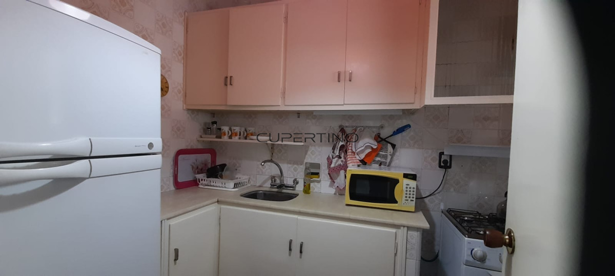 Apartamento ID.233 - Venta  y Alquiler de temporada de Apartamento en 1era línea Brava, 1 dormitorio y medio