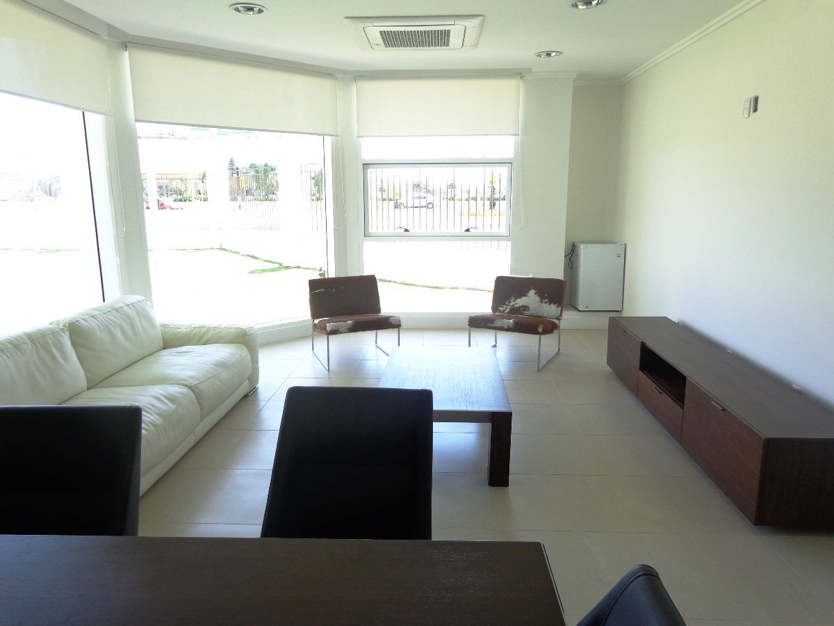 Apartamento ID.195 - Apartamento en Venta y Alquiler en Punta del Este, Mansa