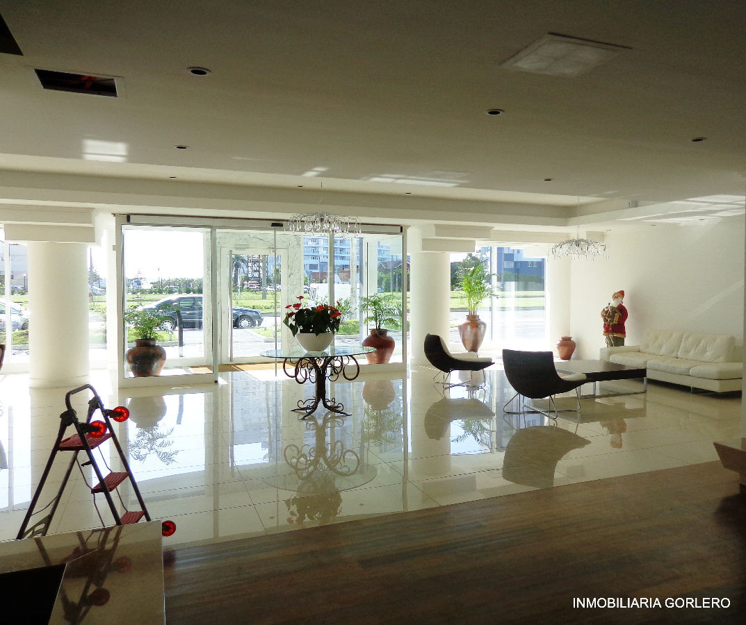 Apartamento ID.195 - Apartamento en Venta y Alquiler en Punta del Este, Mansa