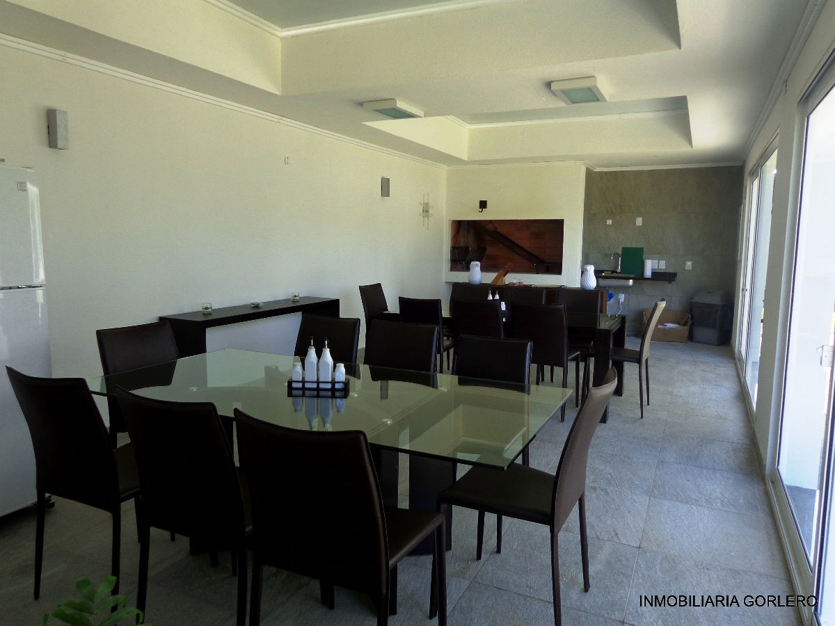 Apartamento ID.195 - Apartamento en Venta y Alquiler en Punta del Este, Mansa