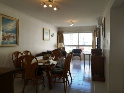 Apartamento en Punta del Este, próximo a playa Brava y Mansa, buenos servicios, próximo Enjoy, Conrad - GOR94A