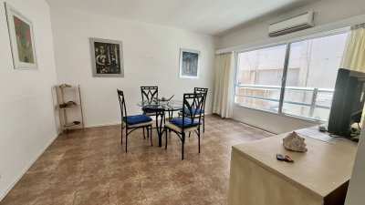 Apartamento en Península, Punta del Este, 2 dormitorios. próximo a la playa y centro