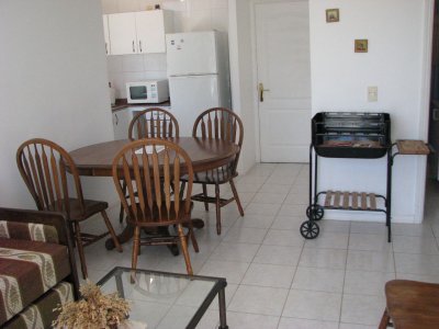 Apartamento en Alquiler temporal a metros de la playa!!!, con servicios - GOR858A