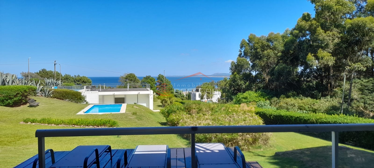 Espectacular Apartamento en Punta Ballena  Venta - GOR29329A