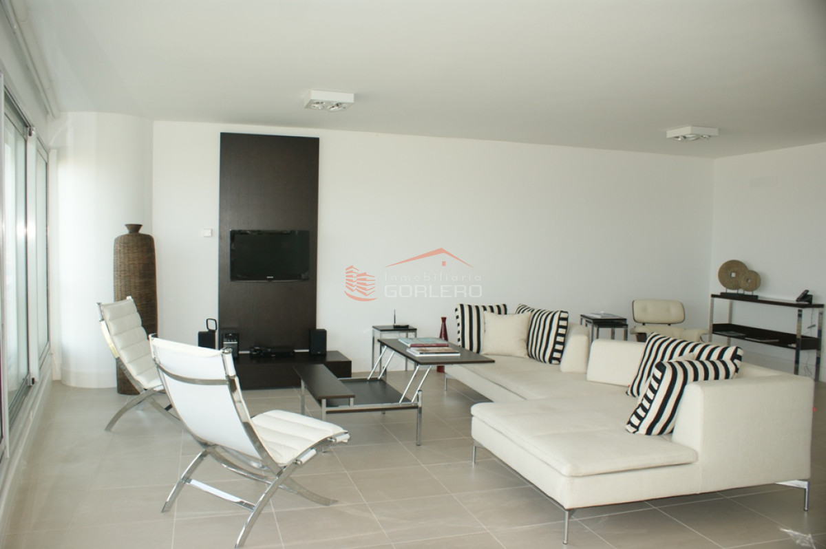 Brava - GoPunta - Portal Inmobiliario de Punta del Este - Maldonado