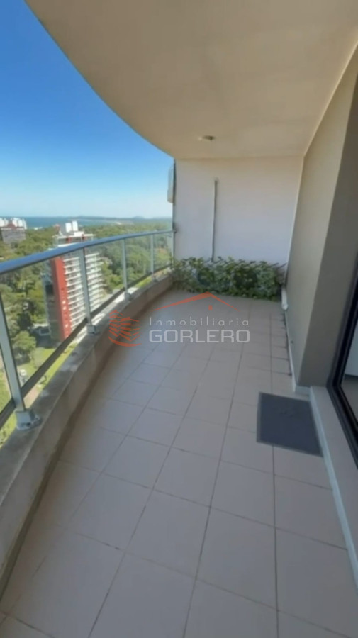 Apartamento Piso Alto de 2 dormitorios en Roosevelt - Punta del Este - GOR13912A