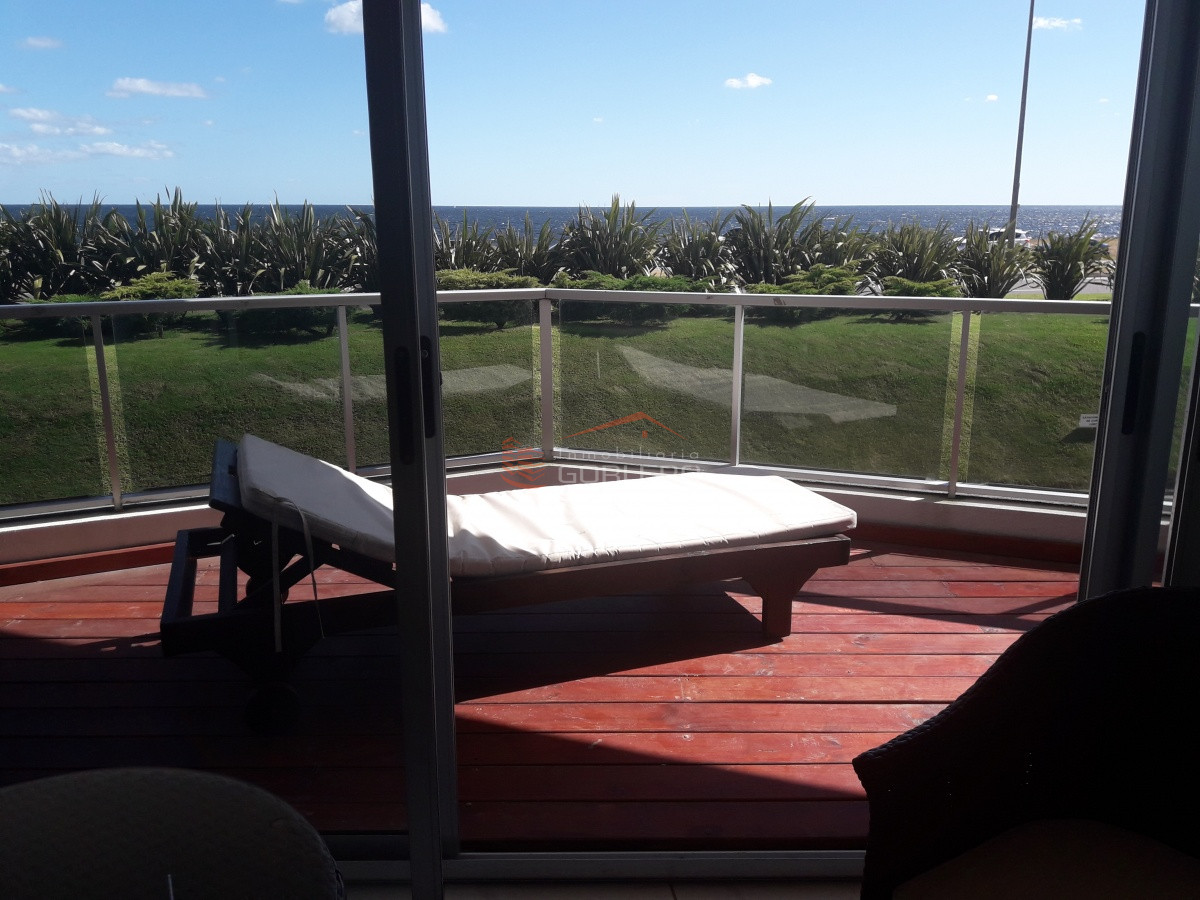 Venta de Apartamento en Punta del Este, Pinares, 1era lìnea - GOR27758A